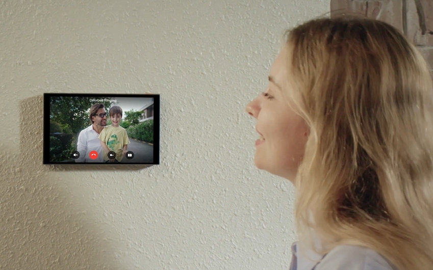 Answer Smarter at Your Door.